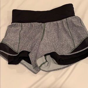 Lululemon double lines shorts